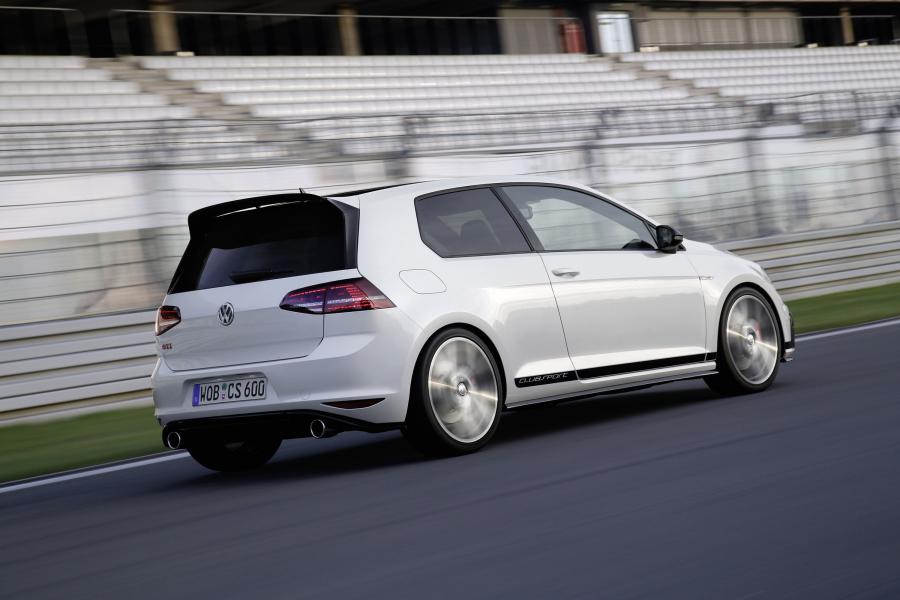  Volkswagen Golf GTi Clubsport Edition 40 2016 года  (фото 10 из 15)